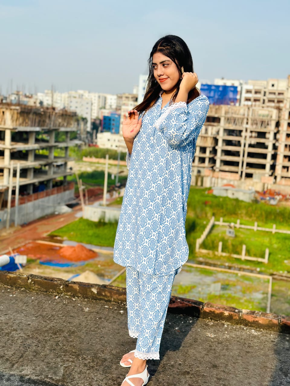 WhatsApp Image 2024-11-19 at 11.52.02 PM